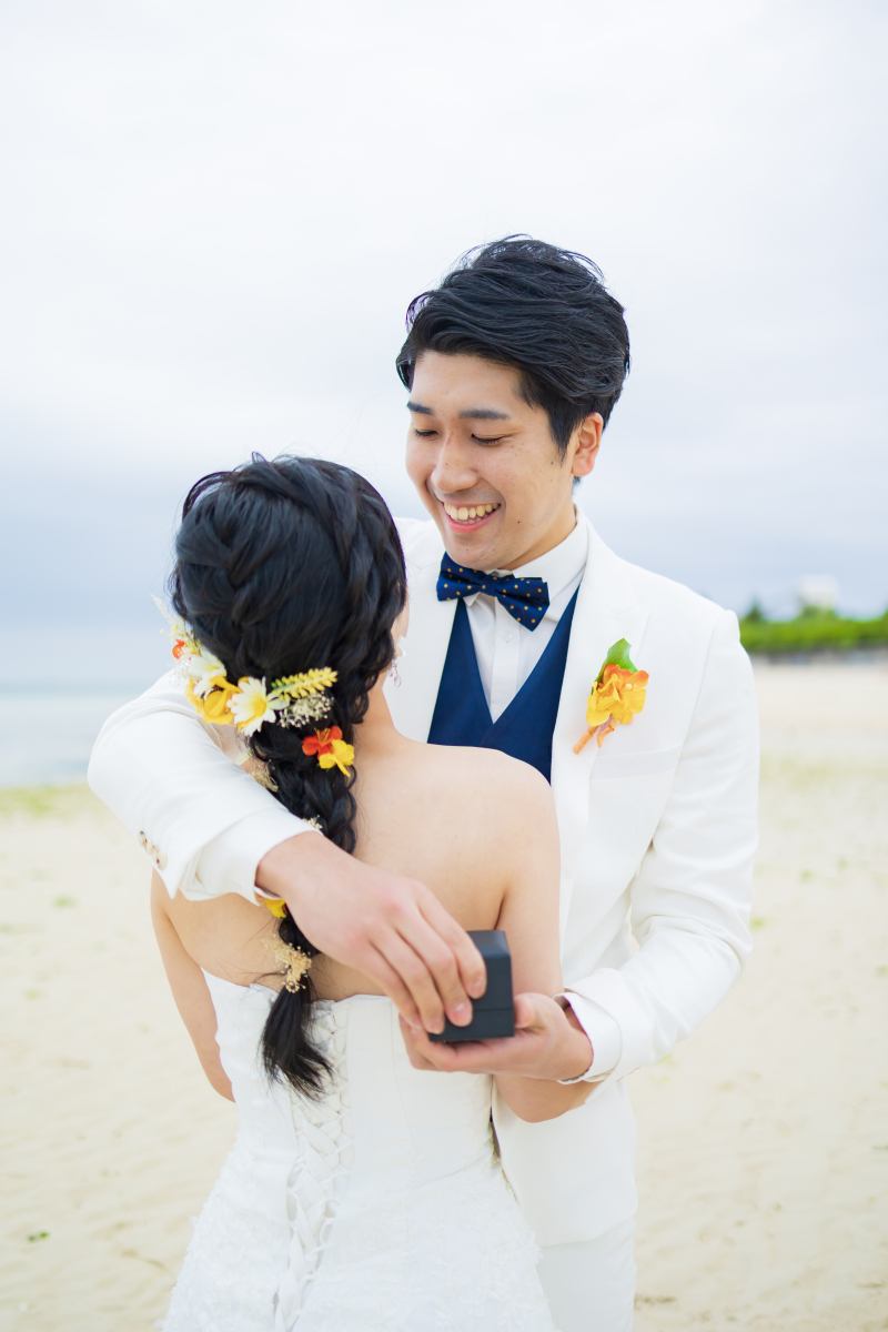 新郎様の手には・・・