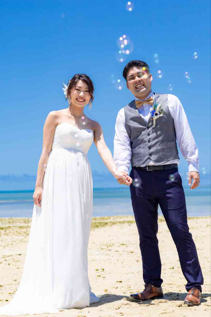 手を繋いで仲良しフォト