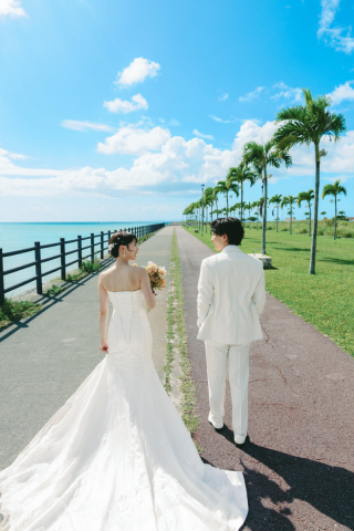 capryフォトウェディング沖縄（キャプリィフォトウェディング沖縄）_おすすめスポット①【ヤシの木ロード】