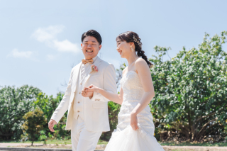 ◇結婚式にも使えるハイクオリティ動画付き◇【天然ビーチ＆グリーン撮影コミコミ120カット】◉全データ納品｜衣裳｜ヘアメイク付き