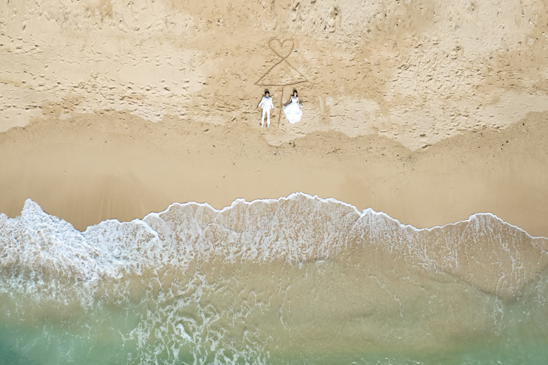 【人気のウォータイン&ドローン撮影付き！】ビーチ＆ウォーターイン＆ドローンフォト撮影コミコミ125カット《衣裳追加料金なし♪》