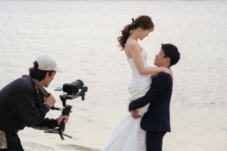 ◇結婚式にも使えるハイクオリティ動画付き◇【天然ビーチ＆グリーン撮影コミコミ120カット】◉全データ納品｜衣裳｜ヘアメイク付き
