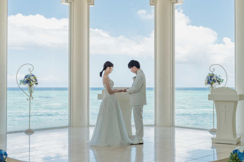 ★新婦様ドレス2着付き★【チャペル＆ビーチ＆サンセット撮影コミコミ200カット】◉通常228,800円&rarr;今なら149,800円！