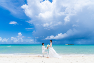 【割引特典あり！】天然ビーチ撮影100カットプラン ◉通常88000円➡︎今なら66000円《追加料金なし！全ての衣装選び放題》