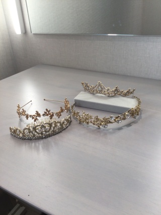 ティアラ（ゴールド）