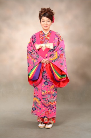 琉装　（ピンク）