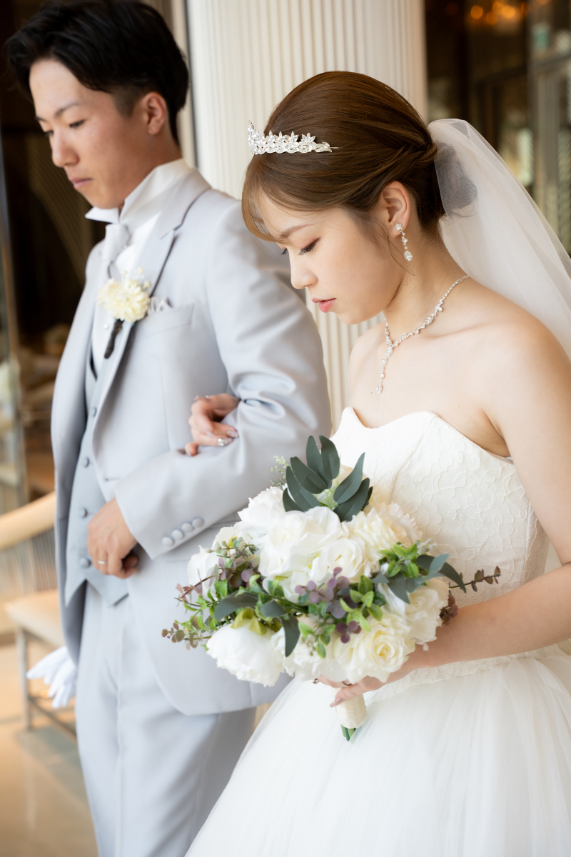 新郎新婦、しあわせをかみしめての ご入場です☆彡