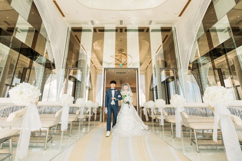 撮影スタート！まずはチャペル全景の記念写真から♪