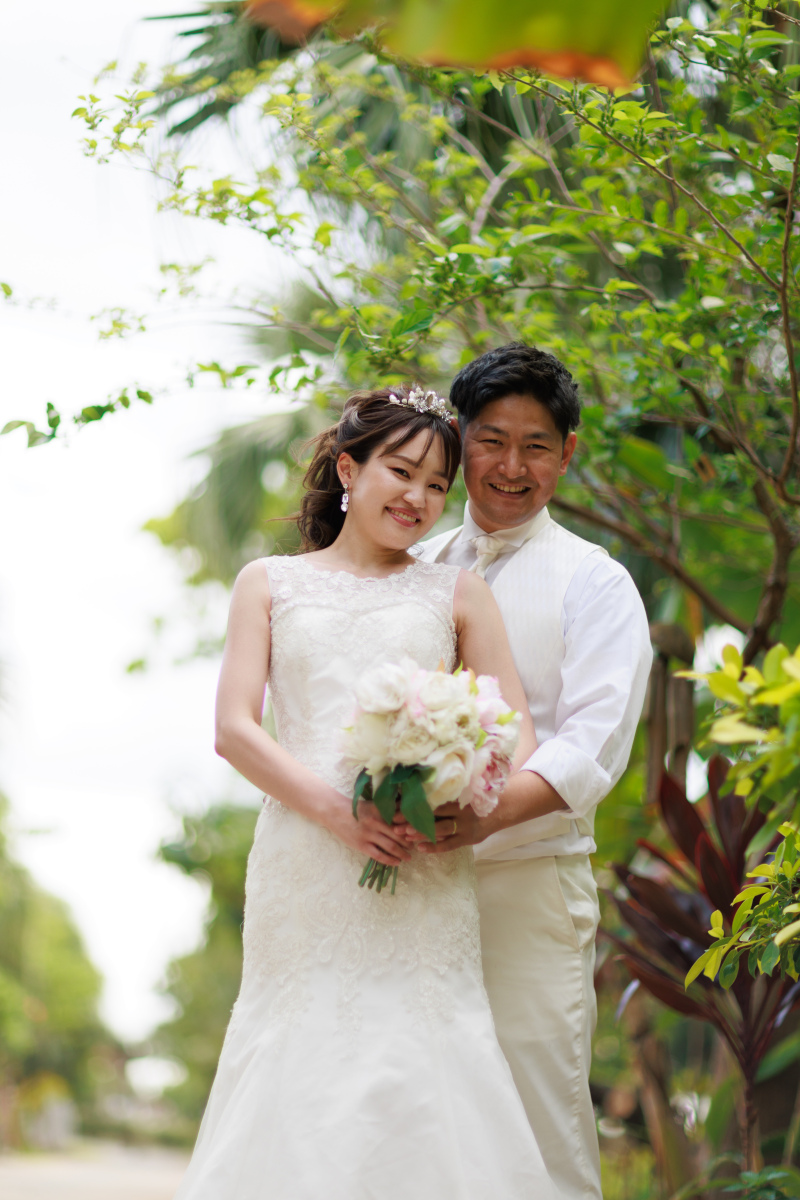 幸せ溢れるビーチ＆チャペルフォト