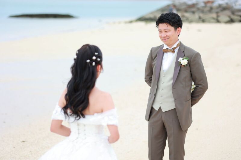 南国の風を感じながら、永遠に忘れない一日が始まる