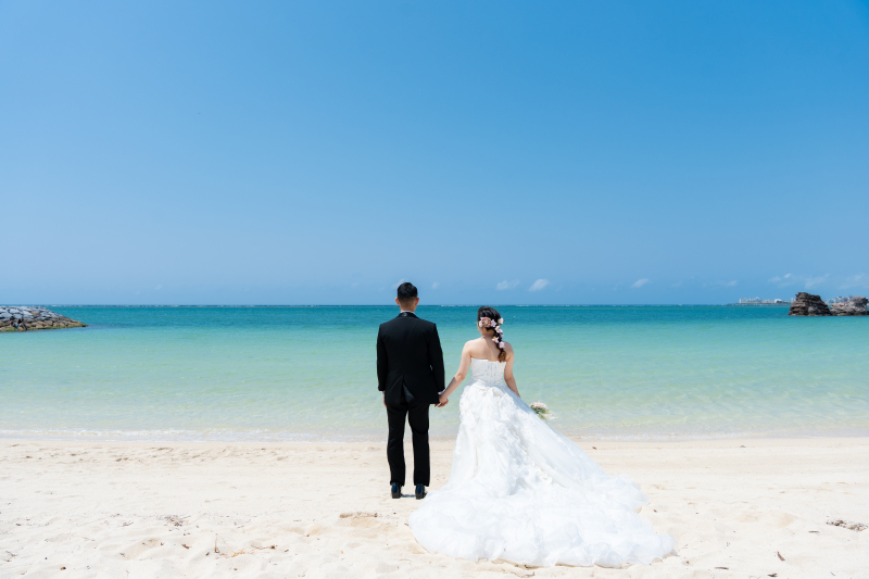 \私たち結婚しました♡/幸せいっぱい寄り添う2人