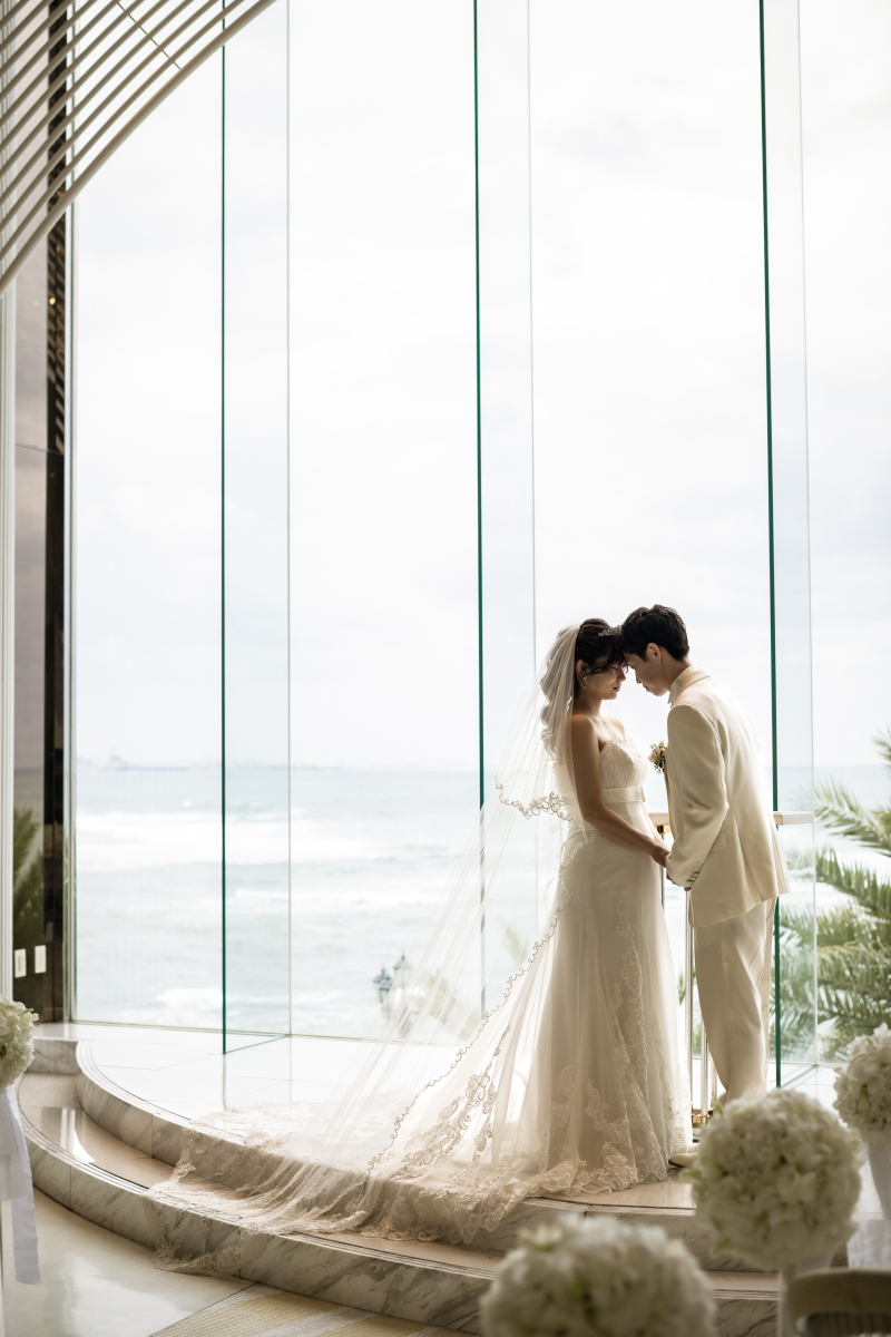 おでこ合わせで