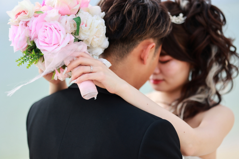 上品にまとめられた 花嫁さまの美しいヘアスタイル