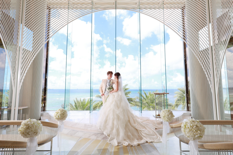 3wayのウェディングドレス×やっぱり王道の白!