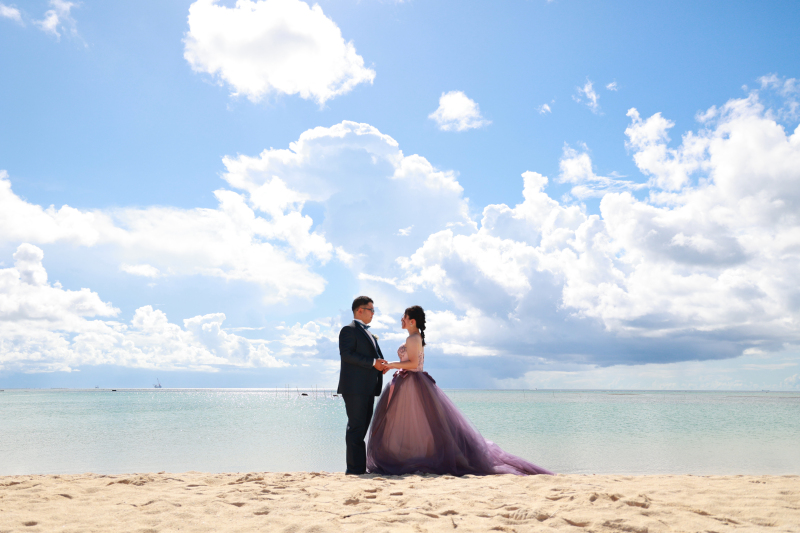 ロマンチックで大人っぽいカラーのドレスが印象的★