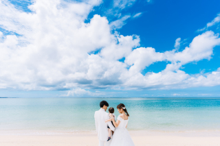 ビーチ＆チャペル(ウエディングドレス)