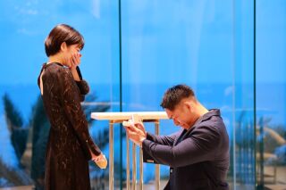 『幸せにします』忘れられないロケーションでのプロポーズに感激☆