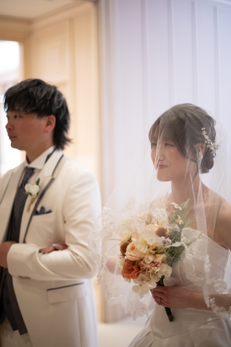 チャペル入場前の緊張の一コマ♡