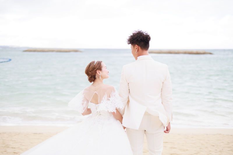 幸せの瞬間をキロクする!!おふたりの衣装をご紹介