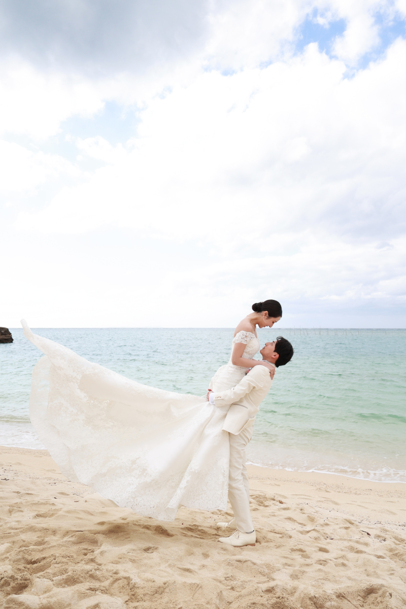 ロマンチックな抱き上げショット♡