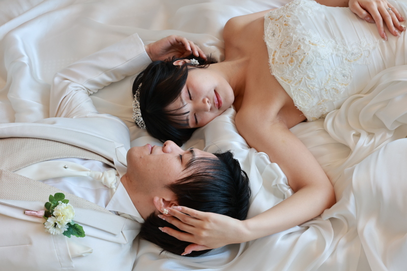 寝転がって♡