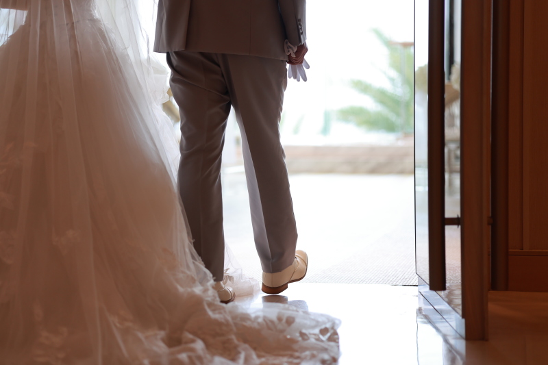 新郎新婦、しあわせをかみしめての ご入場です☆彡