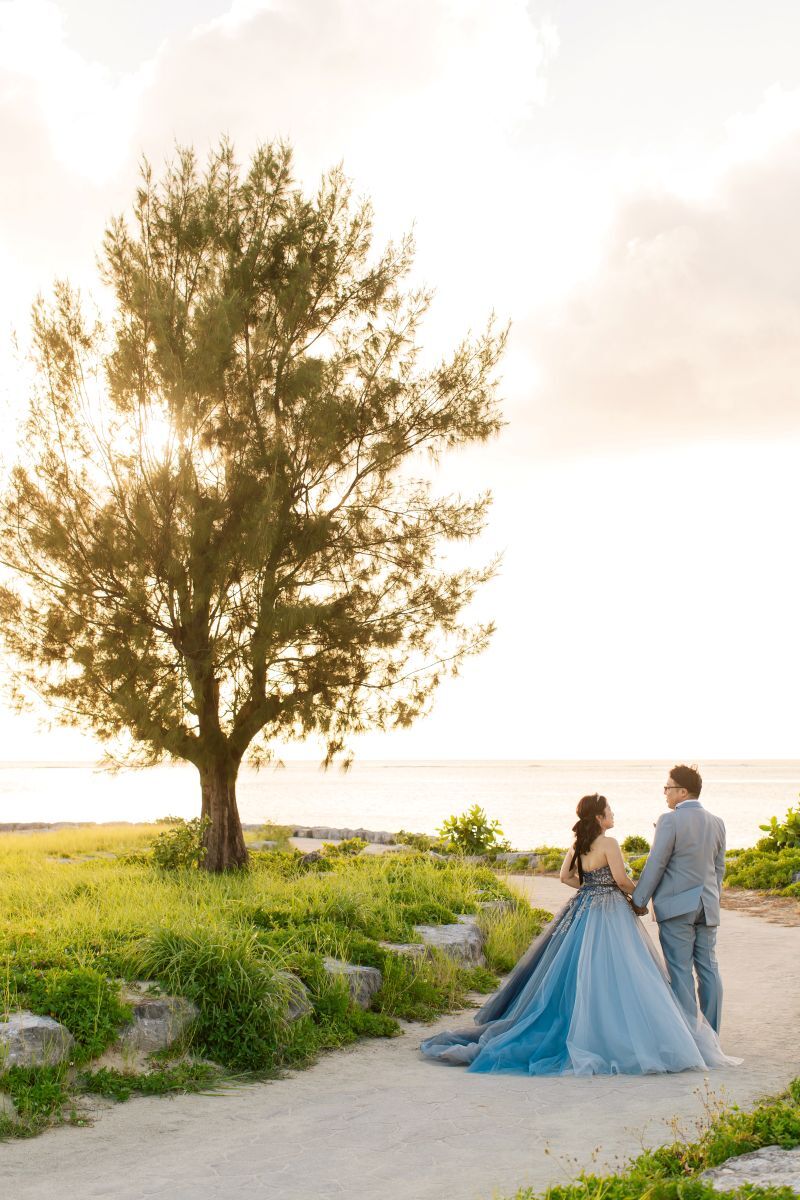 \私たち結婚しました♡/幸せいっぱい寄り添う2人