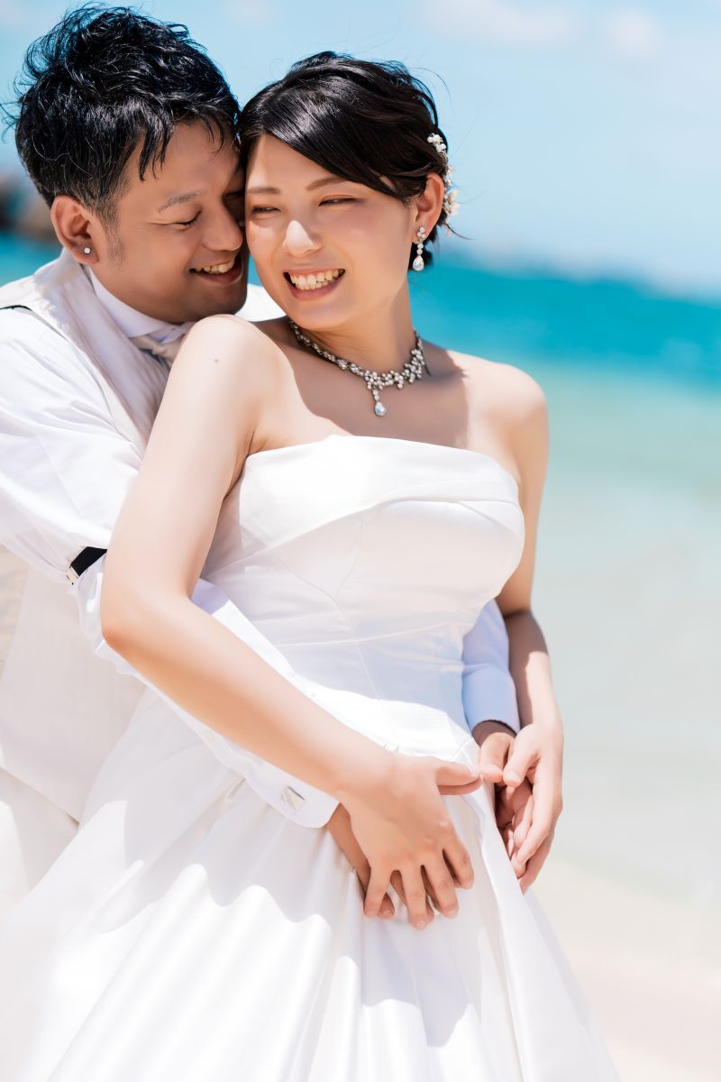 南国の風を感じながら、永遠に忘れない2人の思い出