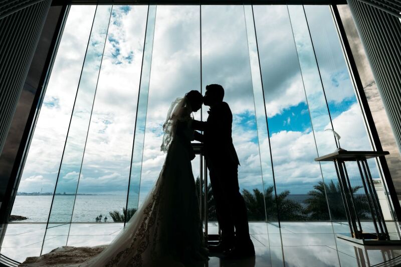 影に浮かぶ愛のかたち