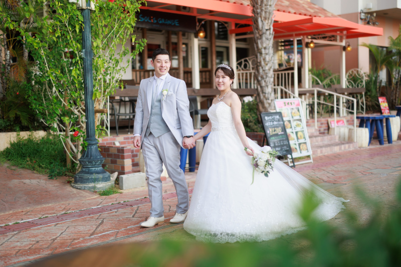 手を繋ぎただ一緒に歩くだけで、ただただ幸せです！