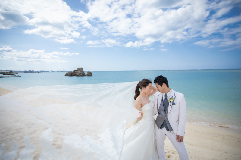 ベールをなびかせて