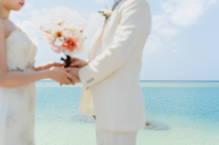 チャペル＆ビーチ(ウェディングドレス)