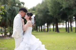 挙式風シーン&times;ビーチでお姫様だっこ&times;おそろいサングラス♡など盛りだくさんフォト*