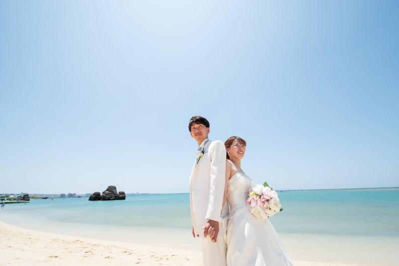 チャペル＆ビーチ(ウェディングドレス)