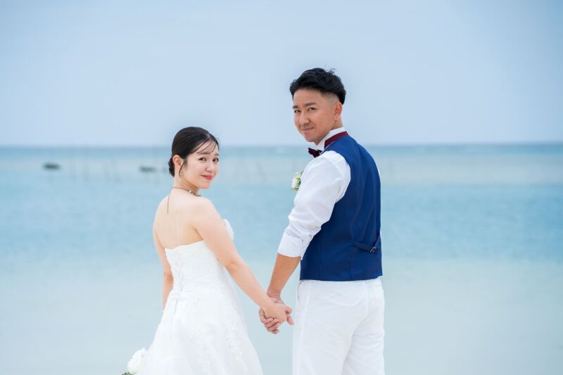 南国の風を感じながら、永遠に忘れない一日が始まる