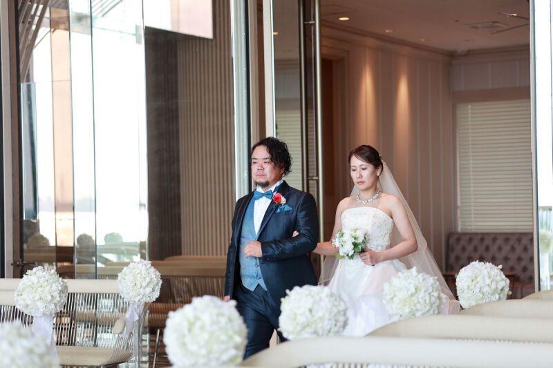 挙式入場シーンをイメージして