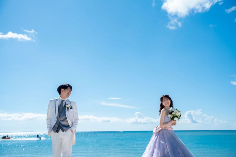 JUST♥MARRIED！ビーチに映える2人の姿