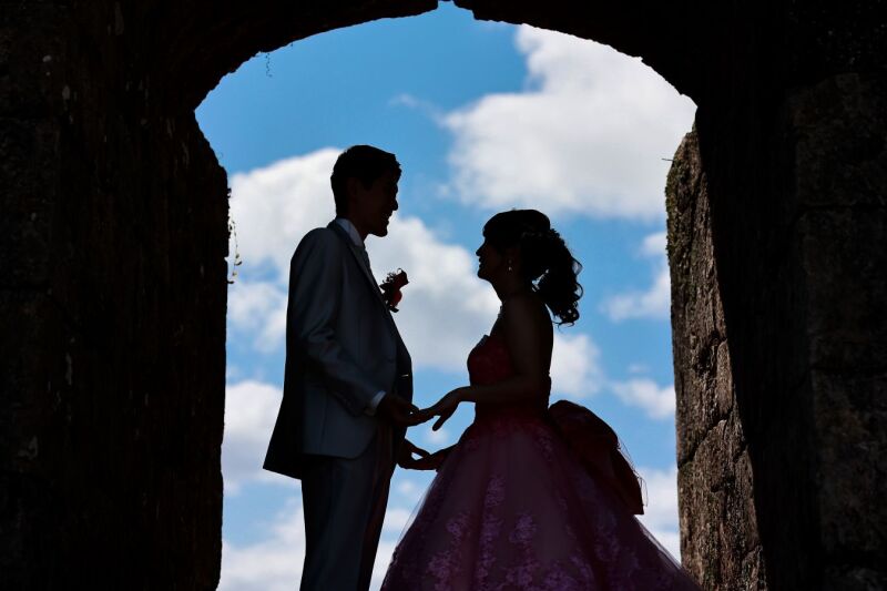 シルエットと沖縄の空でロマンチックに♡