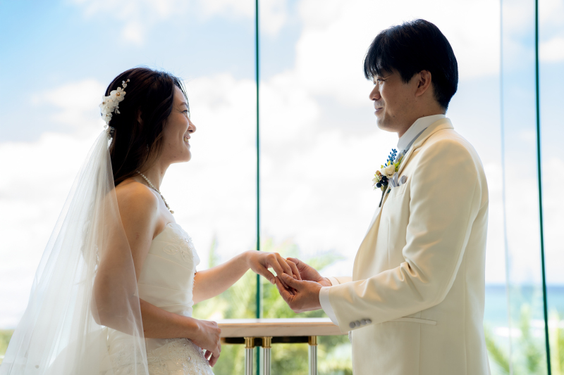 〈挙式風シーンの撮影♪〉挙式で欠かせない指輪交換