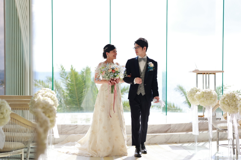 新郎新婦のご退場です!