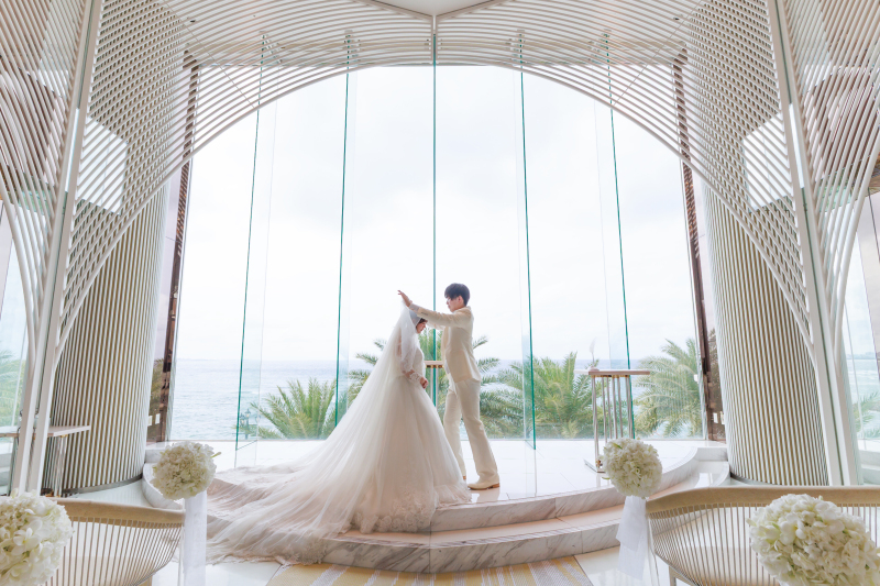 〈チャペル全景〉優しい光につつまれて