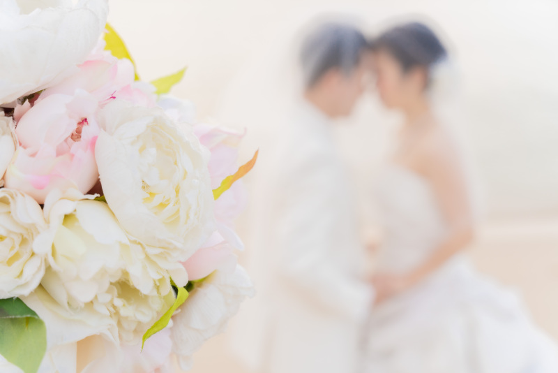 ベールに包まれて