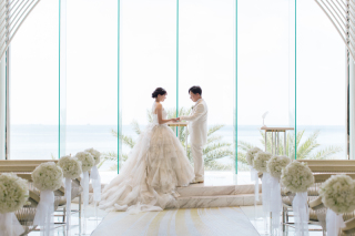 沖縄の美しい自然と、おふたりの思い出に残る特別な一日を・・・♡