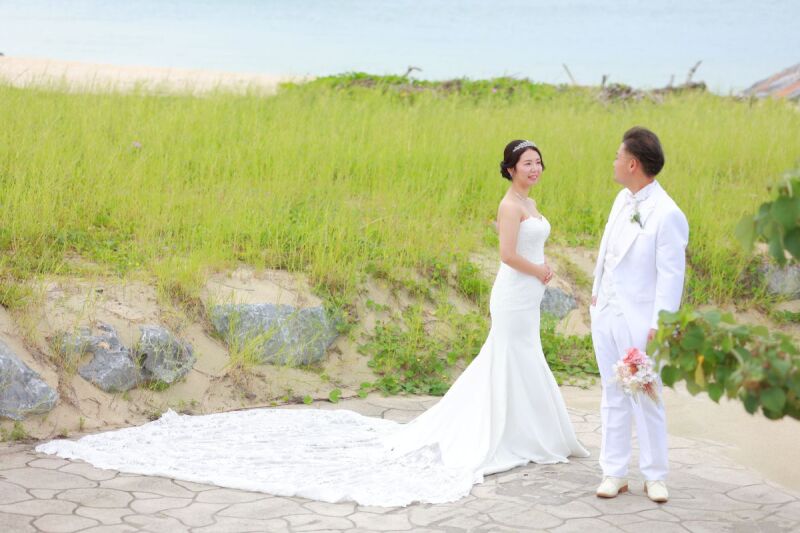 南国の風を感じながら、永遠に忘れない2人の思い出