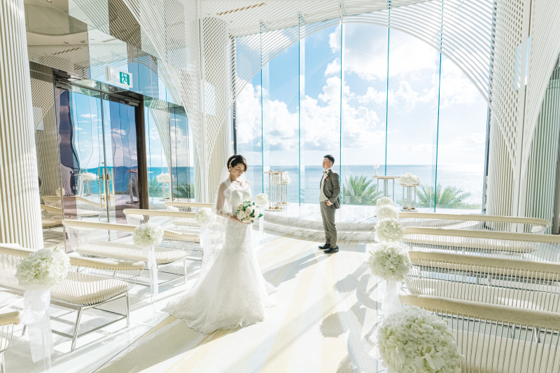 光が降りそそぐ