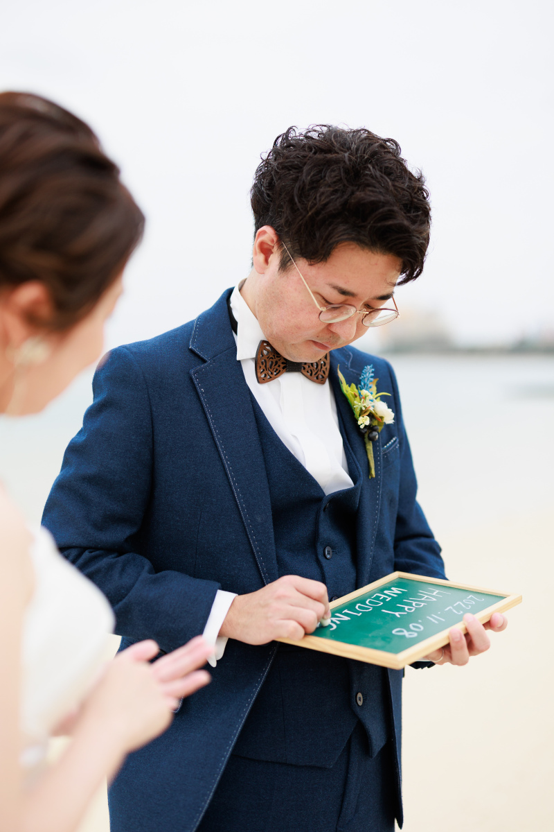 何を書いているのかな・・?♡