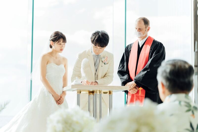 家族の前で誓う、おふたりの新たな出発