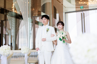 ウェディングドレス＆カラードレス(チャペル＆ビーチ)