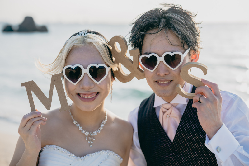 輝く未来に、ふたりの幸せに、弾む心が伝わります♪