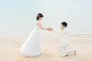 チャペル&ビーチ（ウエディングドレス）